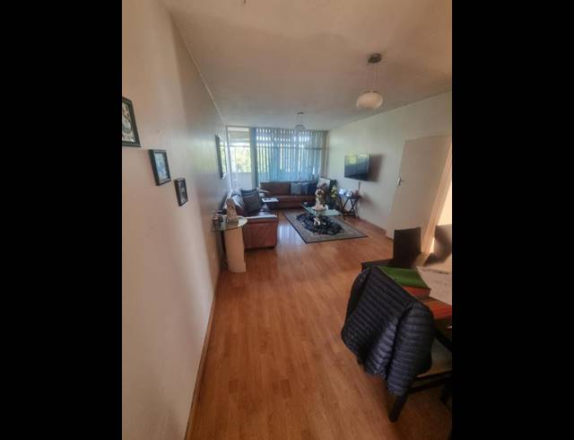 2 BEDROOM APARTMENT FOR SALE IN KEW